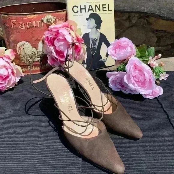 Chanel Brown Suede Heels Size 8 - Picture 2 of 8